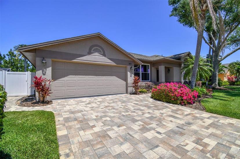 Picture of 18533 Avocet Drive, Lutz FL 33558