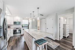 Picture of 2621 Cove Cay Drive Unit 204, Clearwater, FL 33760