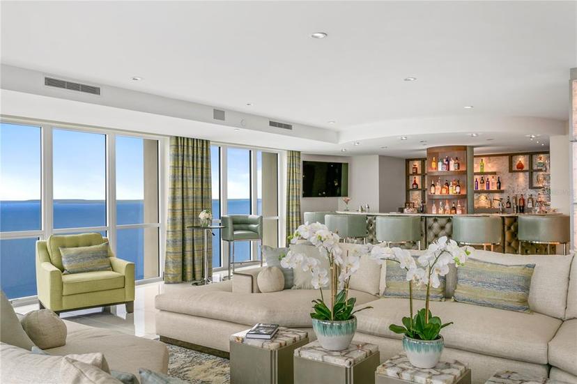 Picture of 3301 Bayshore Boulevard Unit 2401E, Tampa FL 33629