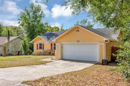 Picture of 6906 Colony Oaks Lane, Orlando, FL 32818