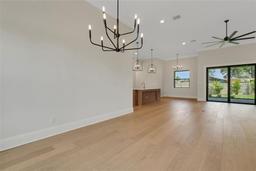 Picture of 5374 Clubhouse Hills Ln, Lakeland, FL 33812