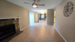 Picture of 4025 Angel Oak Court Unit 102, Tampa, FL 33613