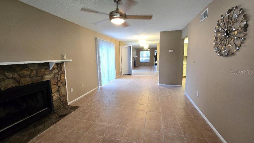 Picture of 4025 Angel Oak Court Unit 102, Tampa FL 33613