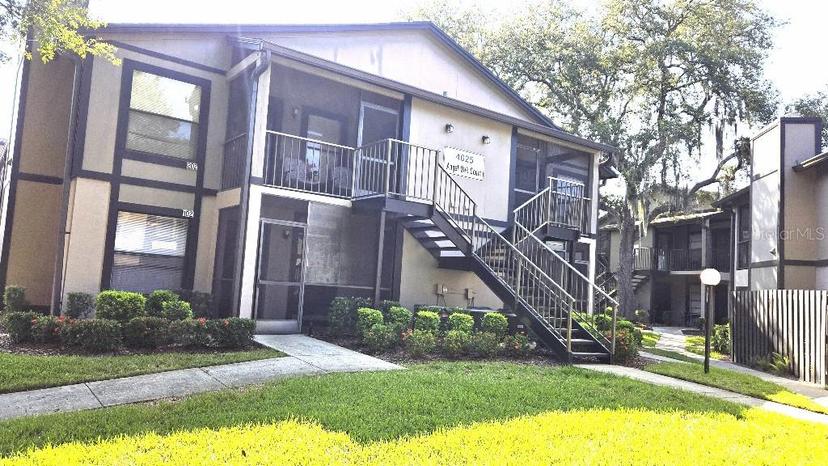Picture of 4025 Angel Oak Court Unit 102, Tampa FL 33613