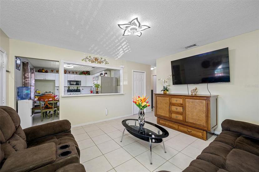 Picture of 4414 N Clark Avenue Unit 11, Tampa FL 33614