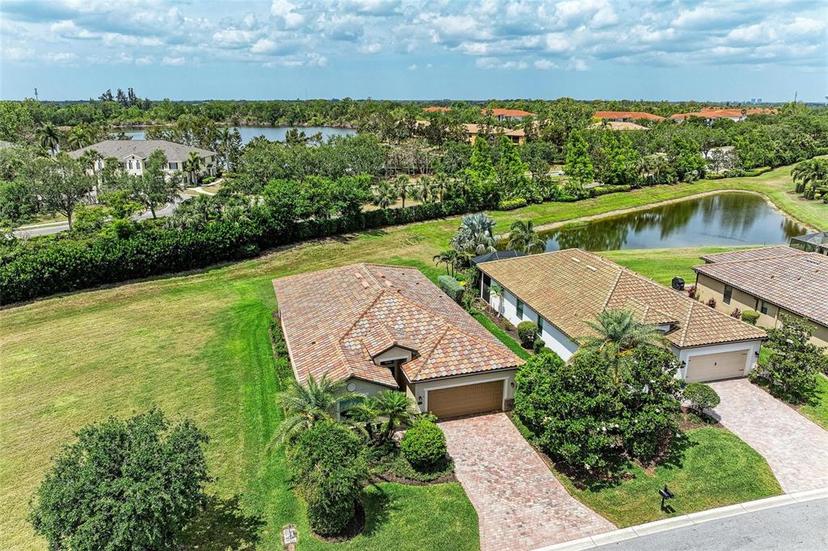 Picture of 157 Wandering Wetlands Circle, Bradenton FL 34212