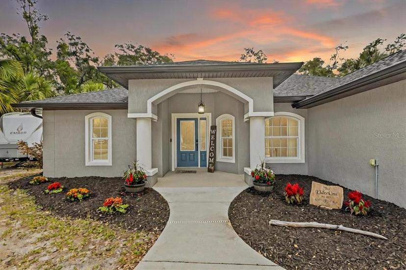 Picture of 220 Fairground Avenue, Bronson FL 32621