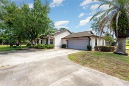 Picture of 411 Glen Abbey Lane, Debary, FL 32713