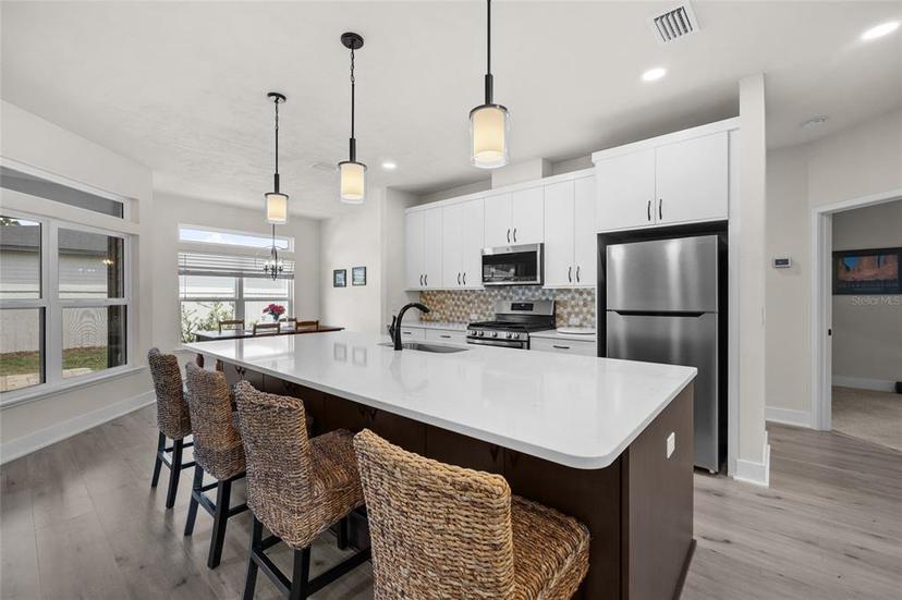 Picture of 449 SW 145Th Drive, Newberry FL 32669