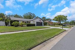 Picture of 14007 Middleton Way, Tampa, FL 33624