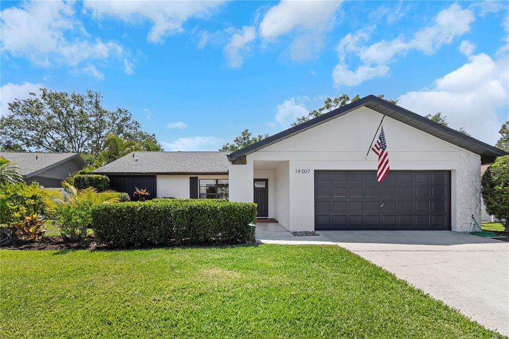 Picture of 14007 Middleton Way, Tampa, FL 33624