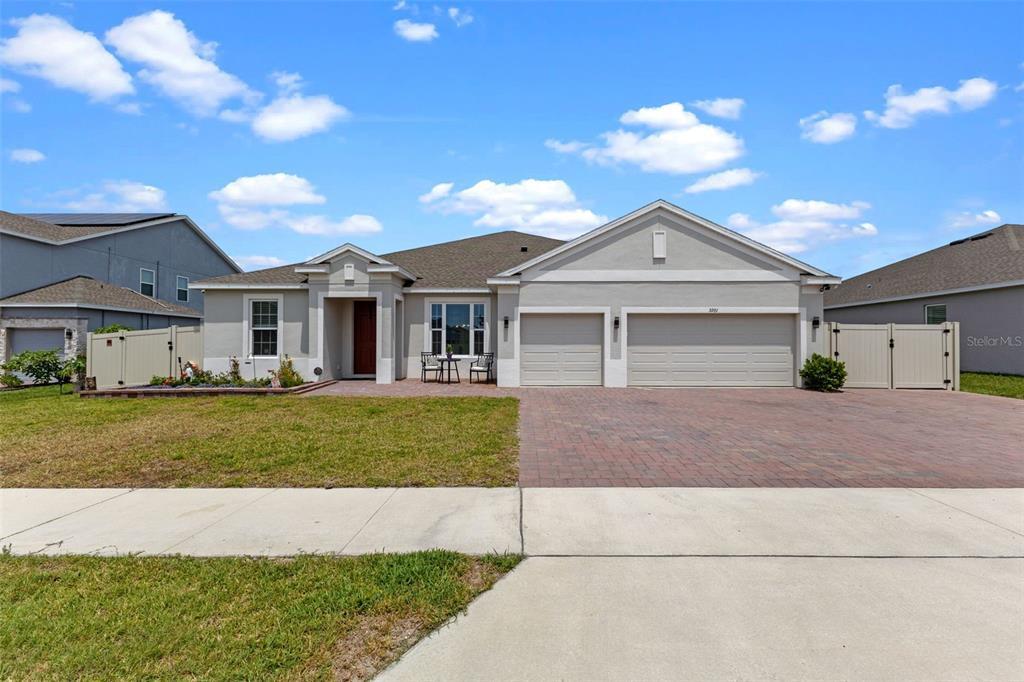 Picture of 5981 Sierra Crown Street, Mount Dora, FL 32757