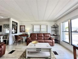 Picture of 808 53Rd Avenue E Unit 189, Bradenton, FL 34203