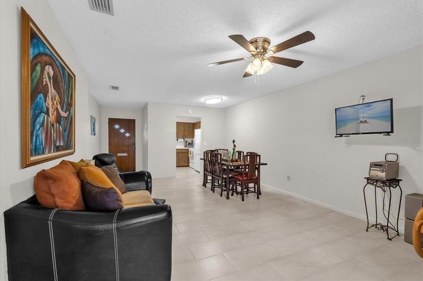 Picture of 151 N Hill Avenue Unit 10, Deland FL 32724