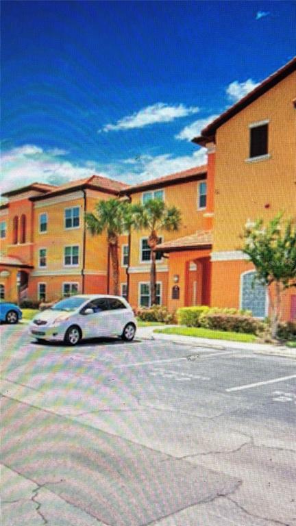 Picture of 5471 Vineland Road Unit 7109, Orlando FL 32811
