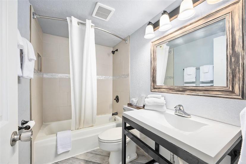 Picture of 2301 S Atlantic Ave # 421, Daytona Beach Shores FL 32118