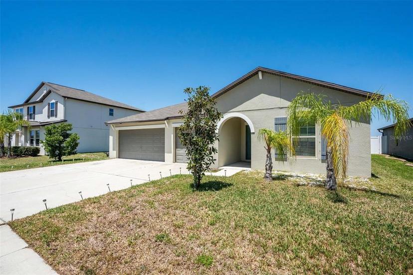 Picture of 11910 Field Thistle Court, Riverview FL 33579