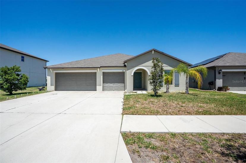 Picture of 11910 Field Thistle Court, Riverview FL 33579