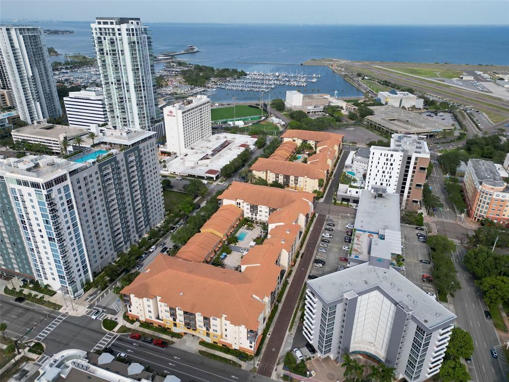 Picture of 200 4Th Avenue S Unit 303, St Petersburg, FL 33701