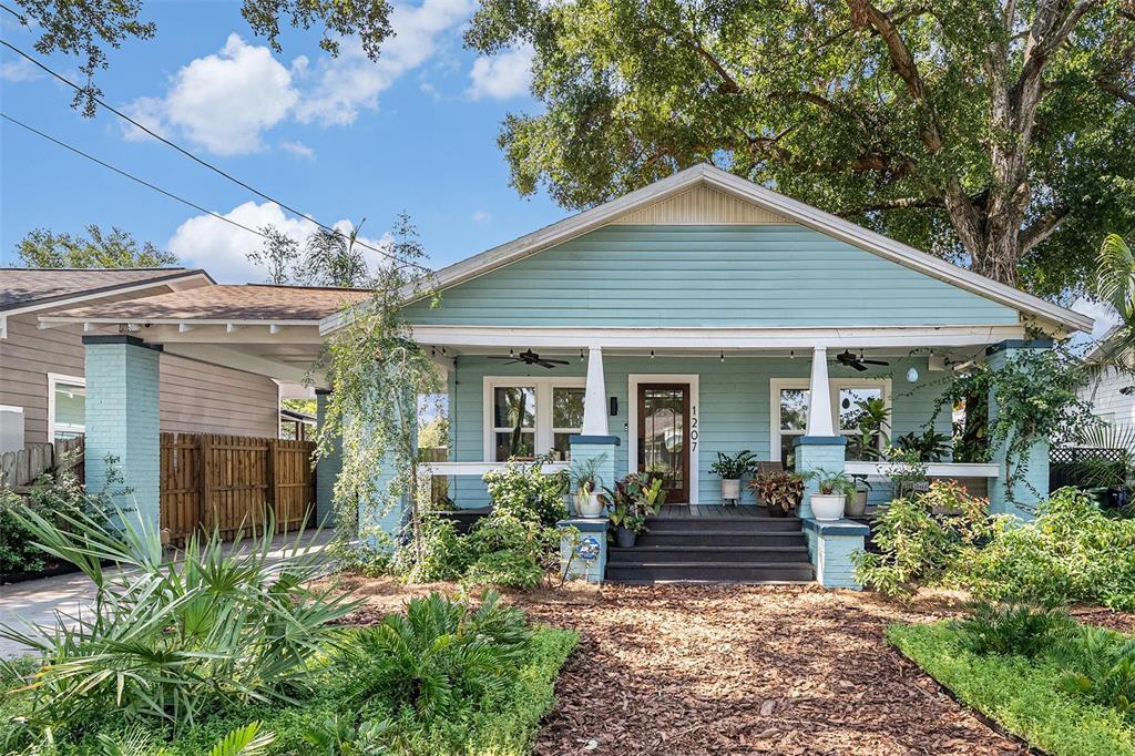 Picture of 1207 E Giddens Avenue, Tampa, FL 33603