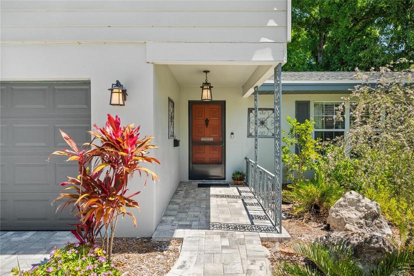 Picture of 2525 Madrid Way S, St Petersburg FL 33712
