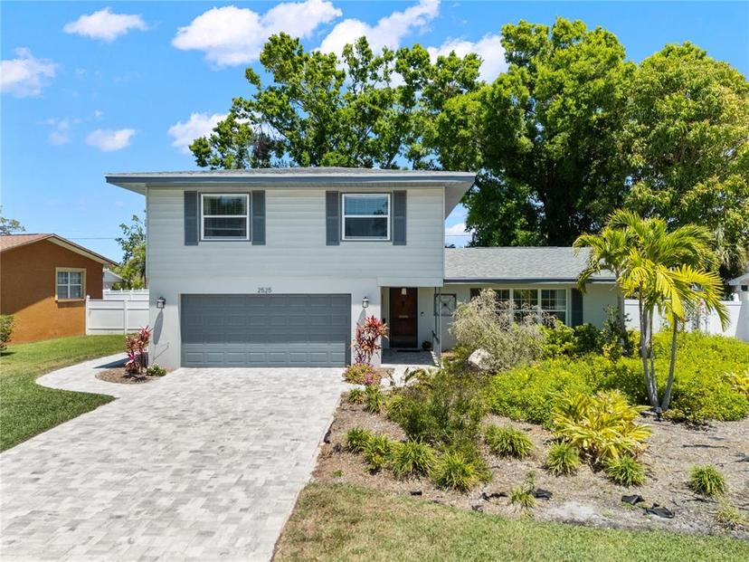Picture of 2525 Madrid Way S, St Petersburg FL 33712