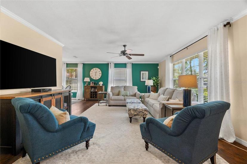 Picture of 2525 Madrid Way S, St Petersburg FL 33712