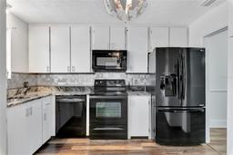 Picture of 4216 Lake Underhill Road Unit 6A2-8, Orlando, FL 32803