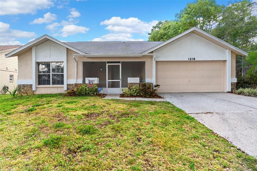 Picture of 1218 Gillespie Drive N, Palm Harbor FL 34684