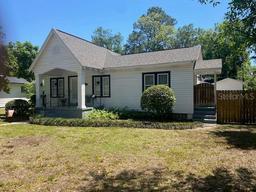 Picture of 942 NE 5Th Street, Ocala, FL 34470