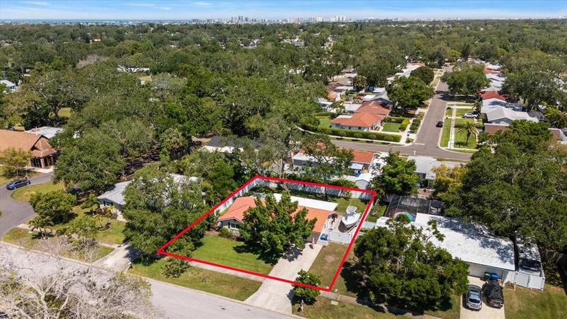 Picture of 2731 Sunny Breeze Avenue, Largo FL 33770