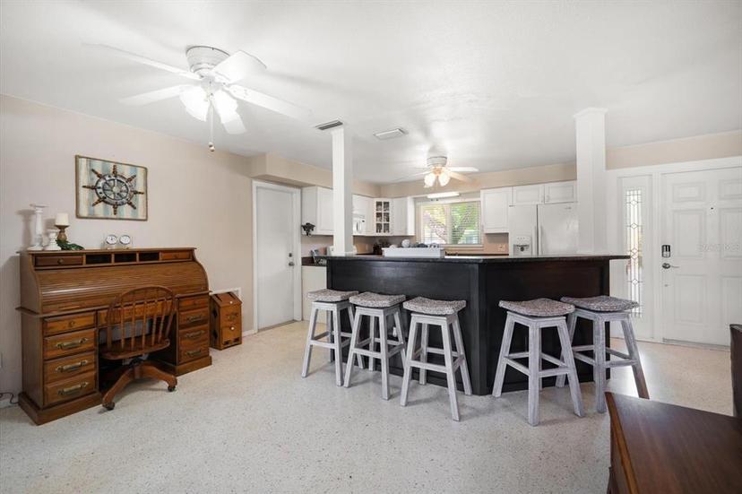 Picture of 2731 Sunny Breeze Avenue, Largo FL 33770