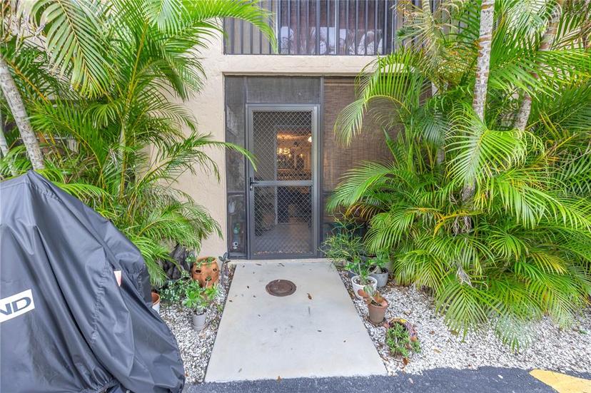 Picture of 3700 S Osprey Avenue Unit 122, Sarasota FL 34239