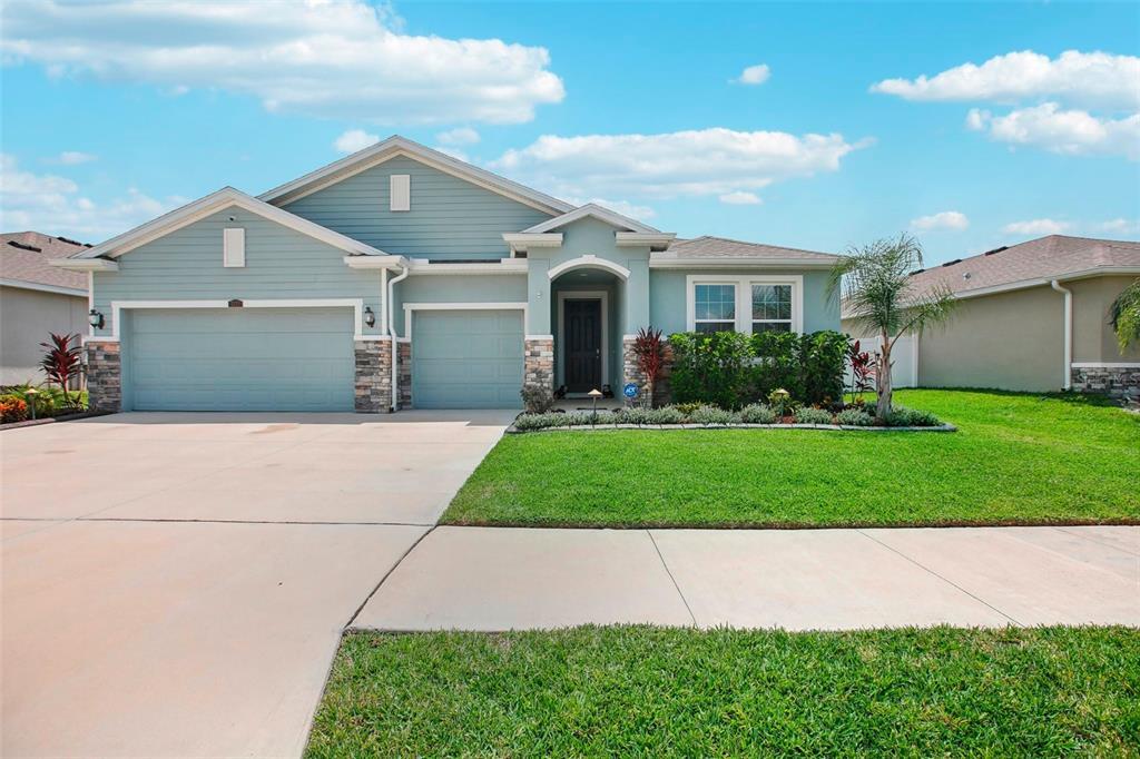 Picture of 7323 Steer Blade Drive, Zephyrhills, FL 33541