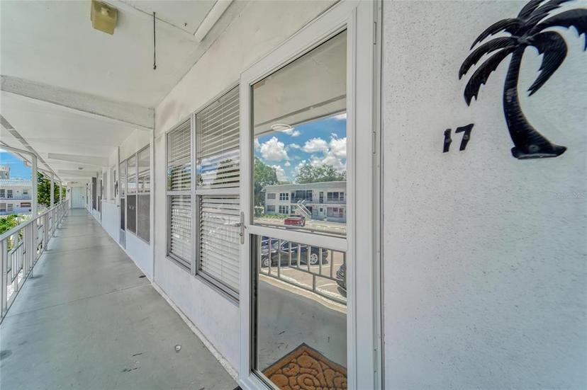 Picture of 1221 Drew Street Unit B17, Clearwater FL 33755