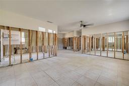 Picture of 401 Patica Road Ne, St Petersburg, FL 33702