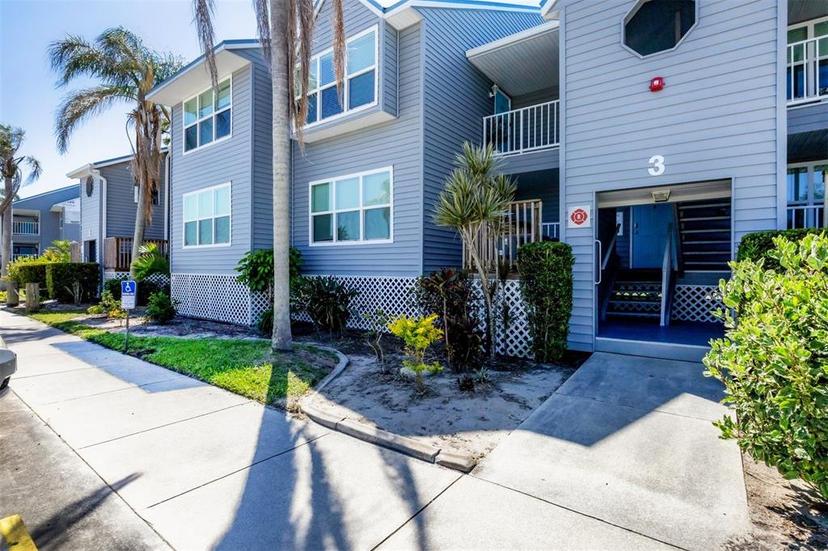 Picture of 4410 Warren Avenue Unit 306, Port Charlotte FL 33953