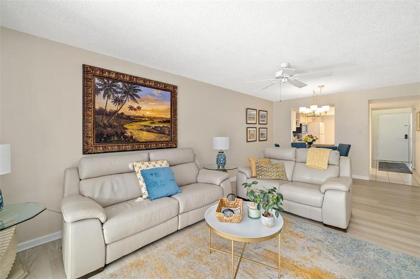 Picture of 7201 Curtiss Avenue Unit 2D, Sarasota FL 34231
