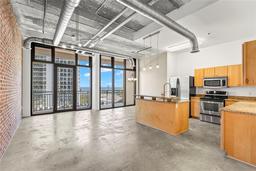 Picture of 175 2Nd Street S Unit 907, St Petersburg, FL 33701