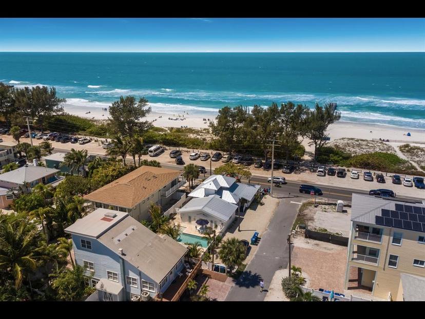 Picture of 601 Gulf Drive S, Bradenton Beach FL 34217