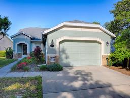 Picture of 307 Stonington Way, Deland, FL 32724