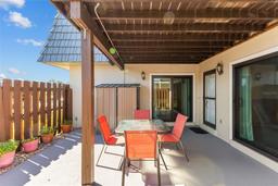 Picture of 14519 Catalina Circle, Seminole, FL 33776