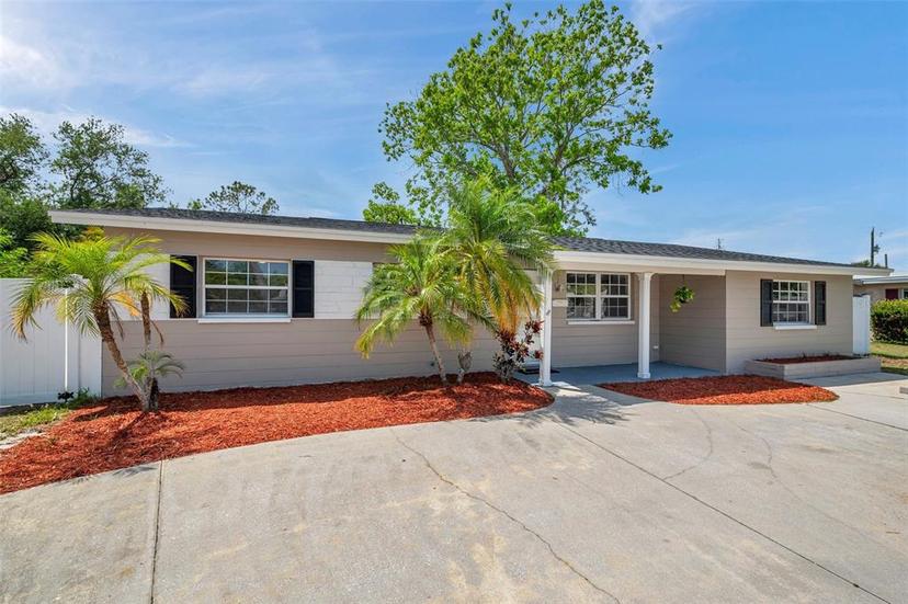 Picture of 5660 Hobson Street Ne, St Petersburg FL 33703