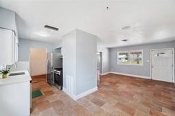 Picture of 5660 Hobson Street Ne, St Petersburg, FL 33703