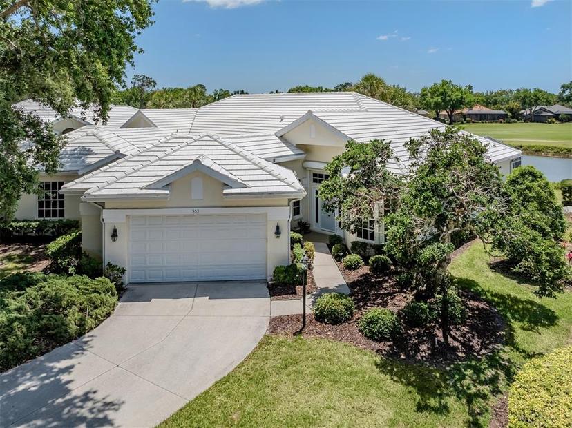 Picture of 553 Fallbrook Drive, Venice FL 34292