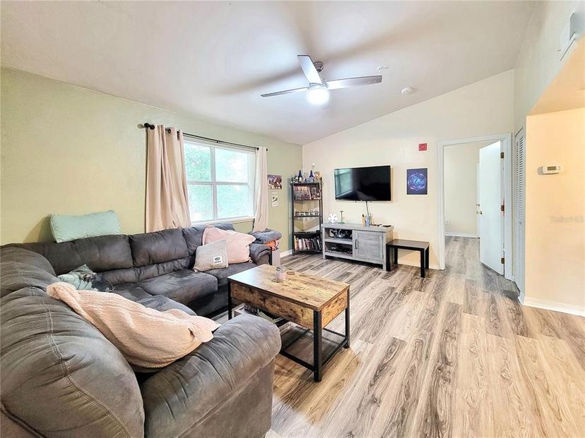 Picture of 2360 SW Archer Road Unit 720, Gainesville FL 32608