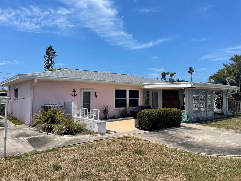 Picture of 11365 4Th Street E, Treasure Island FL 33706
