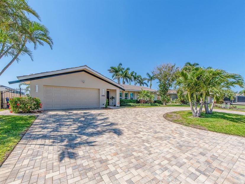Picture of 4118 48Th Avenue S, St Petersburg FL 33711
