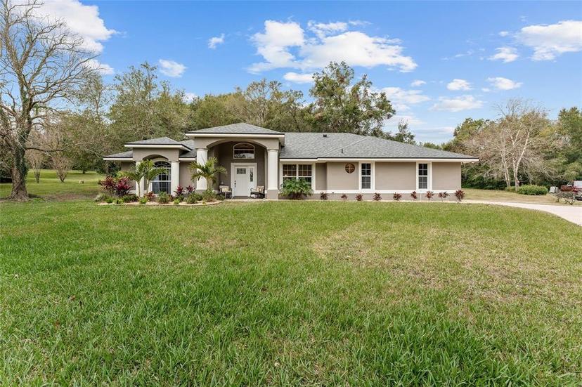 Picture of 7237 Edmund Court, Mount Dora FL 32757