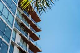 Picture of 111 Golden Gate Point Unit 802Ph, Sarasota, FL 34236